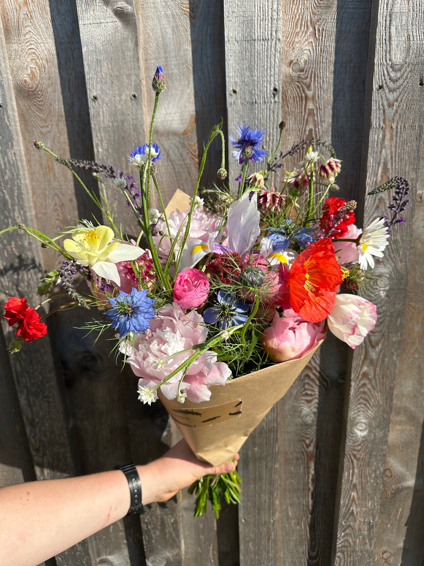 MIXED SEASONAL BUNCH