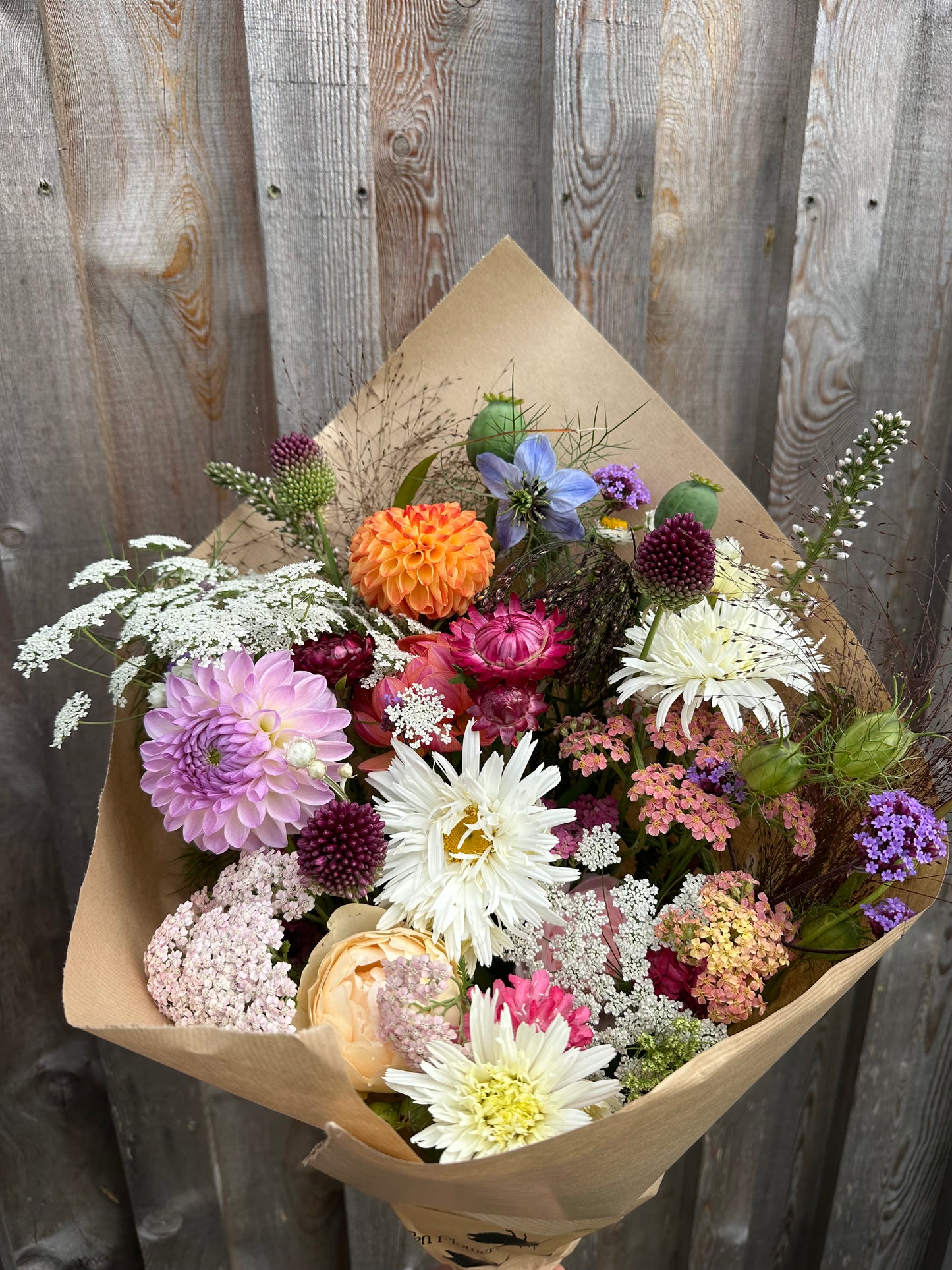 MIXED SEASONAL BUNCH